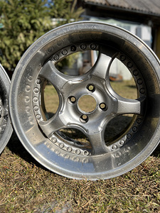 Диски r16 4x100 (7 фото из 8)