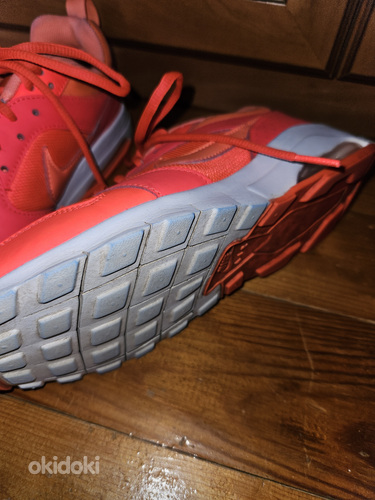 Неоново-оранжевые кроссовки Nike 41 (фото #4)