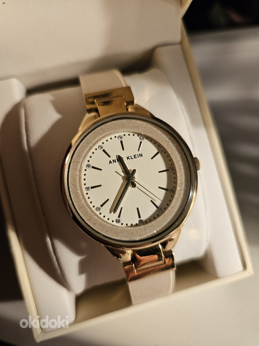 Часы Anne Klein 1408CRCR