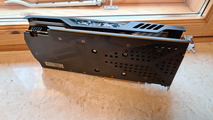 XFX AMD Radeon™ RX 480 GTR 8GB (2 foto / 3)