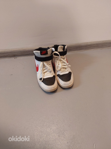 Кроссовки Nike 39 размер (фото #1)