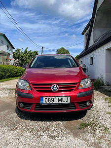 Продам VW GOLF Plus 1.6 75kw 2008г. (1 фото из 6)