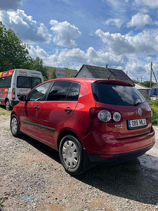 Продам VW GOLF Plus 1.6 75kw 2008г. (2 фото из 6)