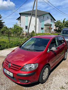 Продам VW GOLF Plus 1.6 75kw 2008г. (4 фото из 6)