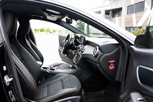 Mercedes-Benz CLA200 2014 (10 foto / 15)