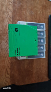 LTO-4 HP Storage Works Ultrium 1840 komplekt (4 foto / 4)