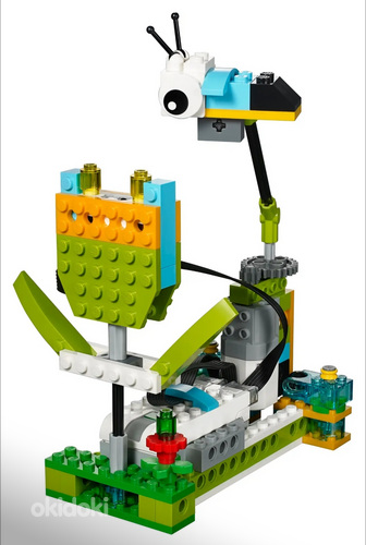 Lego Education WeDo 2.0 45300 (фото #2)