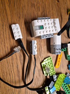 Lego 45300 WeDo 2.0 (4 foto / 7)