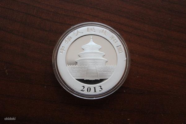 Панда СЕРЕБРЯНАЯ монета 2013 (Китай) (фото #2)
