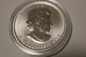 1 oz Kanada Maple Leaf hõbemünt 2013, 2014 (2 foto / 3)