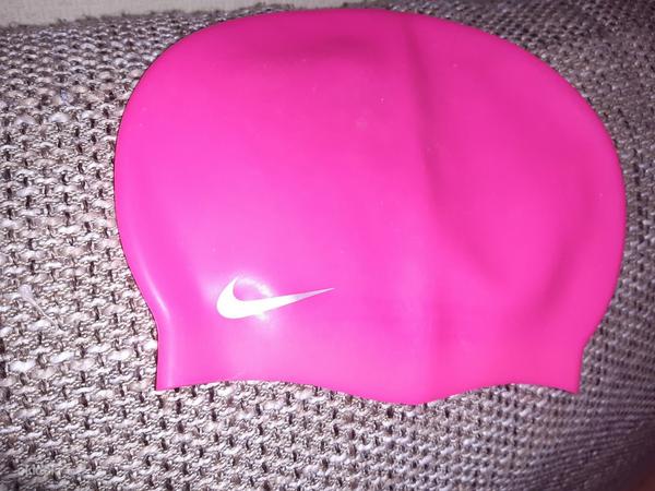 Шапочка для плавания Nike Junior, новая (фото #1)