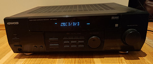 Kenwood KRF-V4550D Surround receiver. (1 foto / 2)