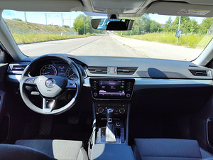 Skoda Superb Ambition Plus 1.4 TSi ACT ACC (8 foto / 12)
