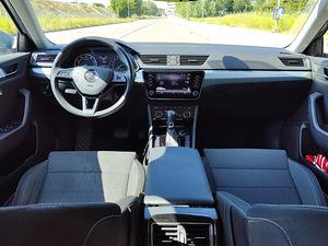 Skoda Superb Ambition Plus 1.4 TSi ACT ACC (10 foto / 12)