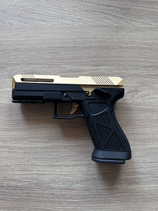 Airsoft Glock 17 AG-17 (2 foto / 4)