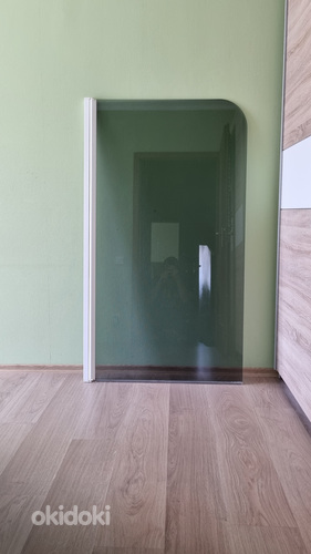 Klaasist vahesein vannituppa, 150cm × 80cm