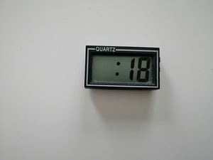 Digitaalne LCD termomeeter hügromeeter+kell. (8 foto / 8)