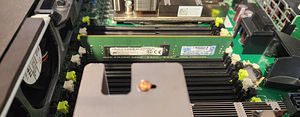 Dell R730 SFF 16 E5-2695 v4 Server (5 foto / 8)