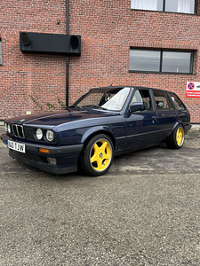BMW 318i Touring E30 (2 foto / 9)