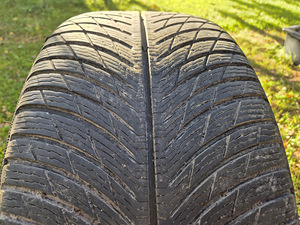 Michelin Pilot Alpin 5 lamellrehvid 245/40/R20 (1 foto / 4)