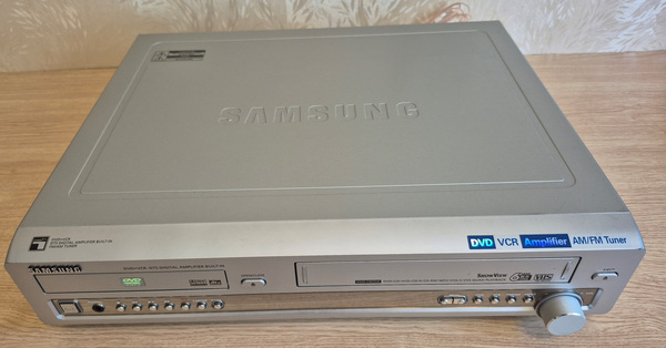 Samsung CHT-350. Combo DVD+VHS+Radio. 5.1 kodukinokomplekt.