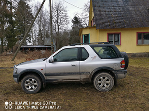 Opel Frontera B 2.2 (3 foto / 3)