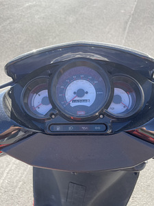 Aprilia sr50 street (4 foto / 4)