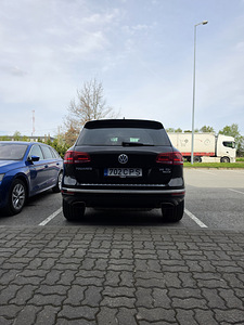 VW TOUAREG 3.0 ДИЗЕЛЬ 193KW 2015 Г. (8 фото из 11)