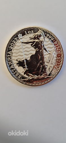 Серебряная монета Великобритании, Канады и Китая в подарочно (фото #1)