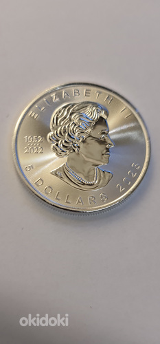Серебряная монета Великобритании, Канады и Китая в подарочно (фото #4)