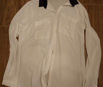Белая праздничная блуза с орнаментом (MOHITO) - размер 38