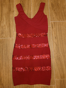 Темно-красное блестящее (с пайетками) платье AMISU