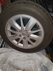 Renault originaalveljed suverehvidega. (1 foto / 9)