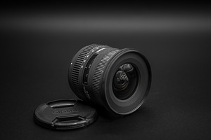Sigma Nikon (APS-C) 10-20mm 4-5.6 (2 foto / 3)