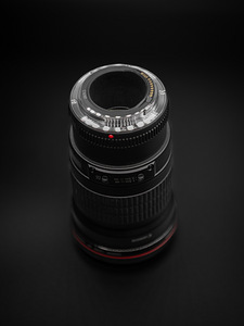 Canon EF 200mm 2.8L II (1 foto / 3)