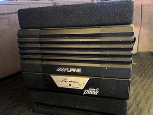 Сабвуфер alpine 700W (2 фото из 2)