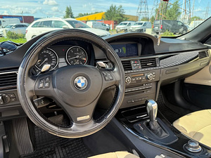BMW 330D 170kw Individual (7 foto / 12)
