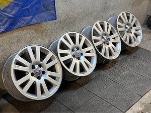 5x108 R17 оригинальные литые диски Volvo (1 фото из 4)