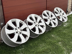 5x112 R18 оригинальные литые диски Mercedes-Benz (2 фото из 4)