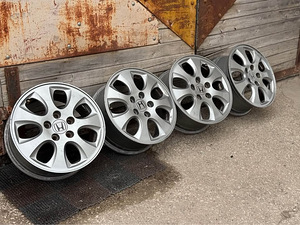 5x114.3 R16 Honda Veljed (2 foto / 3)