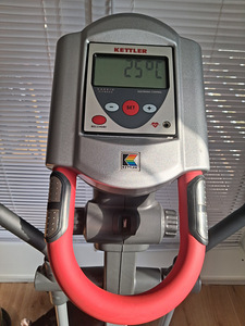 Elliptiline trenažöör Kettler VITO XL (2 foto / 6)