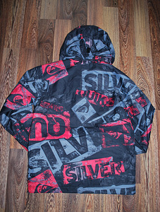 Курткa Quiksilver (2 фото из 4)