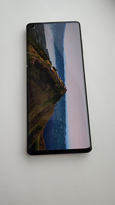 Motorola edge продам или обменяю на планшет андроид 10 дюймо (2 фото из 4)