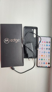 Motorola edge продам или обменяю на планшет андроид 10 дюймо (4 фото из 4)