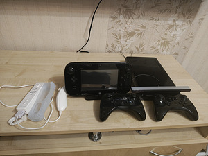 Nintendo Wii U (1 фото из 1)