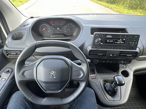 Peugeot Partner (5 фото из 5)