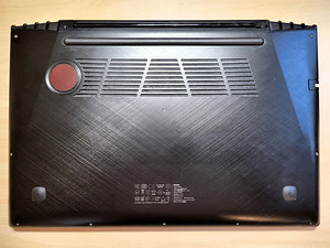 LENOVO Y50-70, 15.6 4k, i7, 16GB, 1TB SSD, GTX860M, WiFi 6E (3 foto / 10)