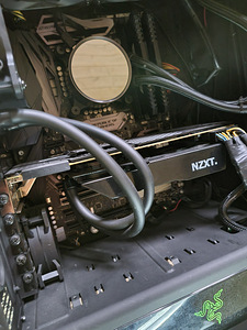 Zotac GTX 1080Ti Custom Hybrid (1 foto / 2)