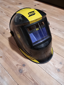 Сварочная маска Esab Warrior Tech (2 фото из 4)