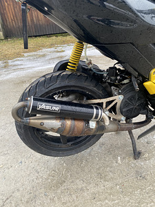 Aprilia SR50R (5 foto / 5)